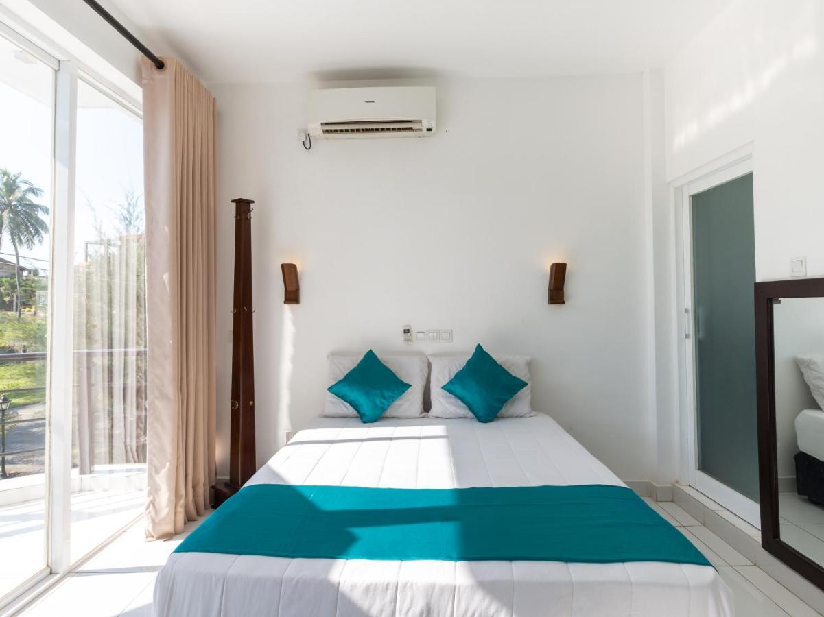 Royal Mount Hotel Dehiwala-Mount Lavinia Buitenkant foto